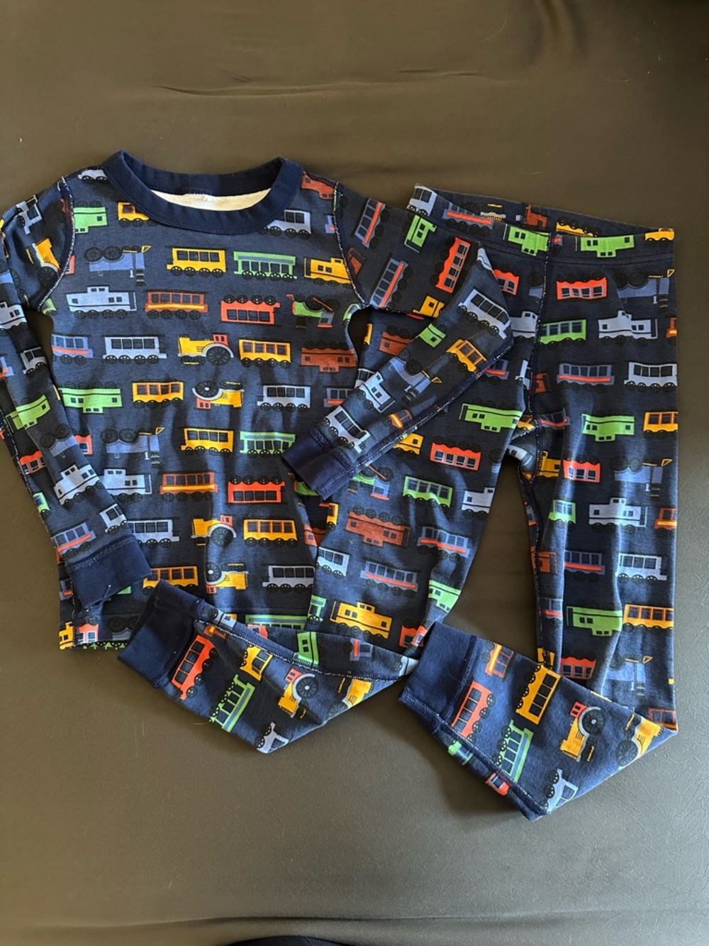 Hanna Andersson Navy Train Print Pajama Set with Bright Trains